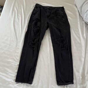 American Eagle Outfitters Men's Black Ripped Jeans